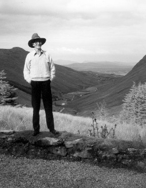 Packie Manus at the head of Glengesh Pass, 
         		Donegal 1987 
         		by Stephen Jones